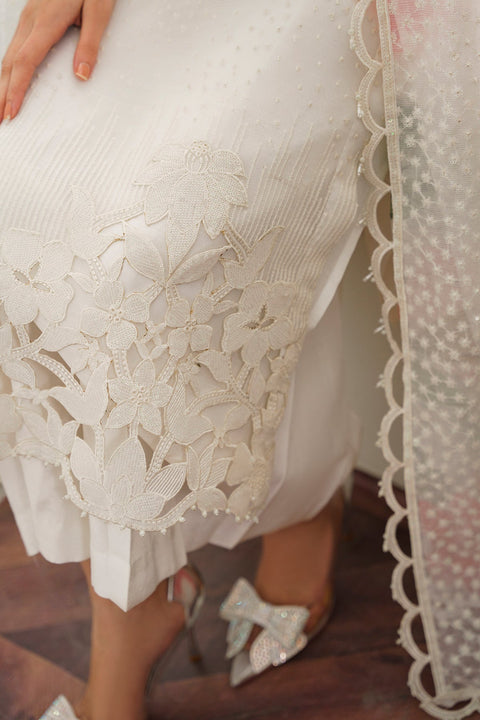 BAROQUE - 3PC UNSTITCHED EMBROIDERED ORGANZA WEDDING COLLECTION - UF-526
