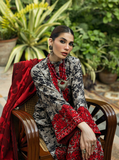ZAINAB CHOTTANI -3 Piece Unstitched Embroidered Lawn Suit | Zemestan