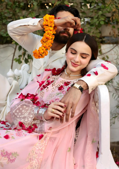 MAHNUR - 3 Piece Unstitched Embroidered Luxury Lawn Suit : Aangan