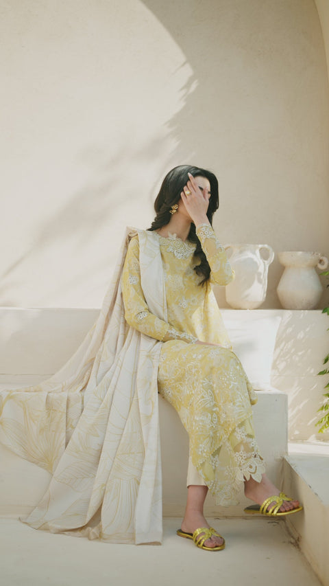 IZNIK - 3 Piece Unstitched Chickenkari Embroidered Printed Lawn Suit | EFL-08
