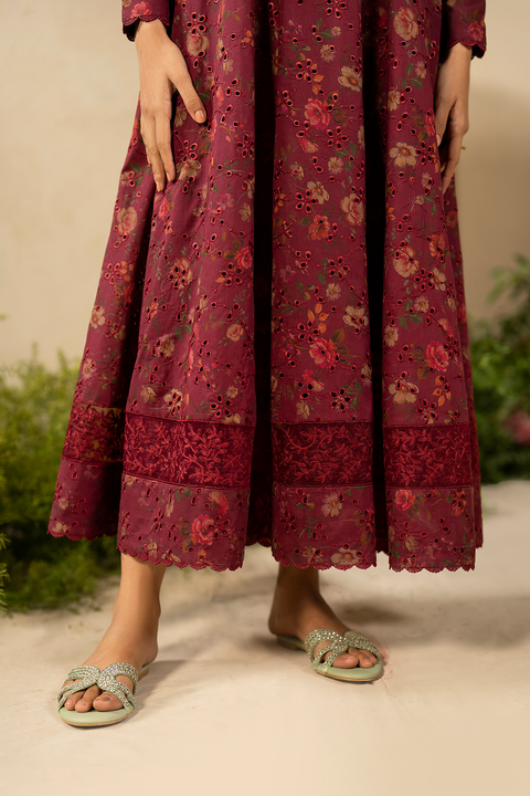 IZNIK - 3 PCS Chickenkar Embroidered Lawn Collection - EFL-10