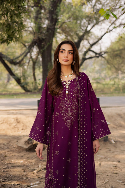 BATIK - 3PC LAWN EMBROIDERED SHIRT WITH CHIFFON EMBROIDERED DUPATTA AND TROUSER - Berlin