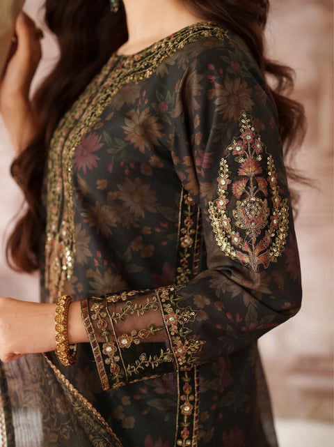 MOHAGNI - 3PC LAWN EMBROIDERED SHIRT WITH MANAAR PRINTED DUPATTA AND TROUSER - 999-BLK