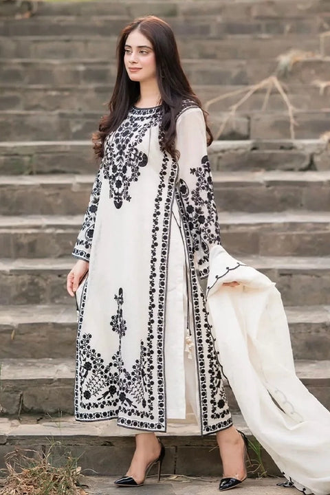 Omal By Komal - 3PC LAWN Embroidered Suit - BFSIN174